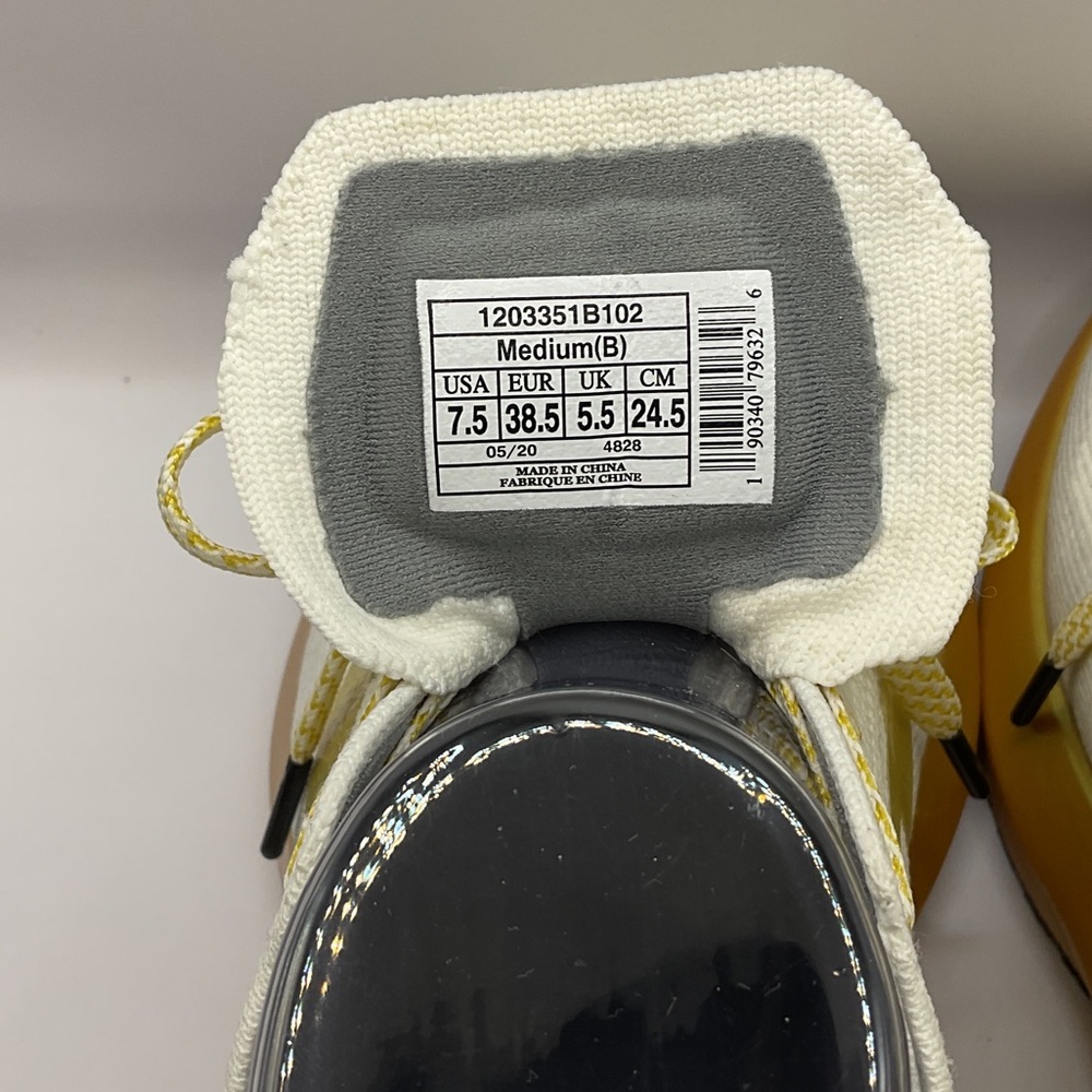 Brooks Levitate 4 Victory Edition White and Gold Women's Sneaker - Picture 6 of 7